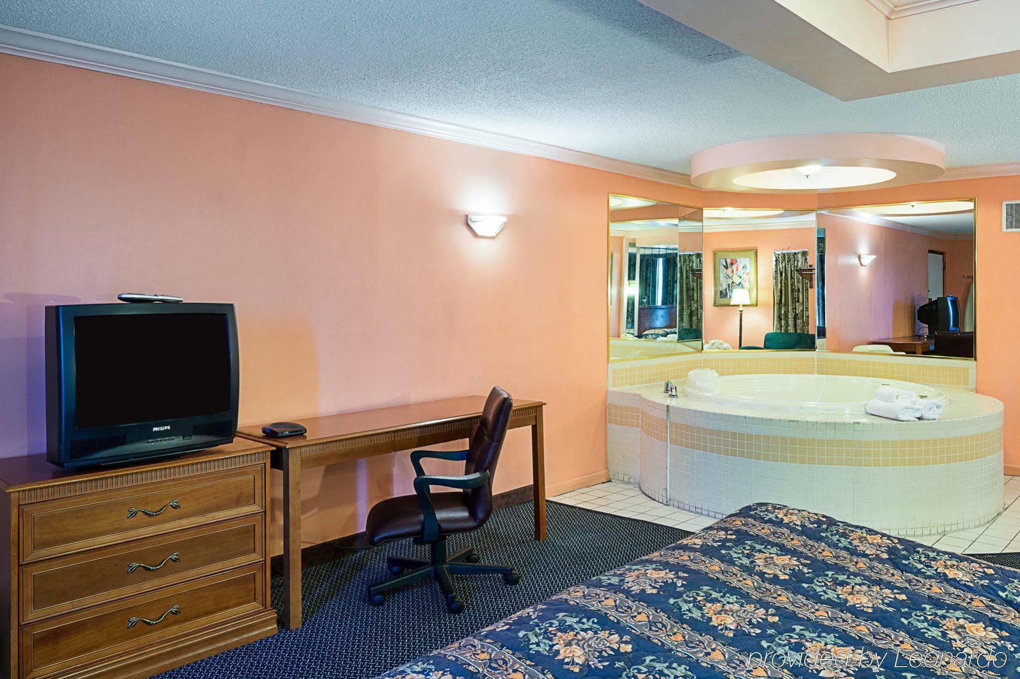 Travel Inn New Castle Airport Εξωτερικό φωτογραφία